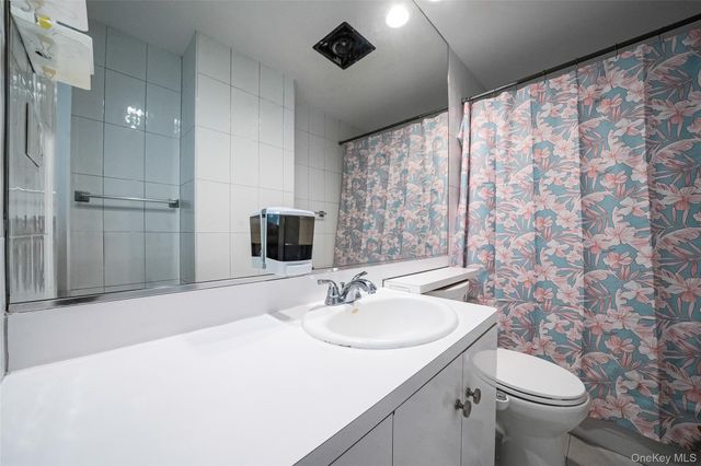 232 Waldorf Avenue, Elmont, NY 11003