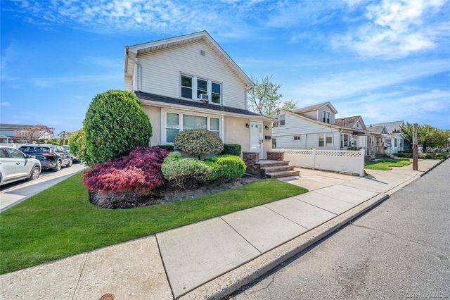 232 Waldorf Avenue, Elmont, NY 11003