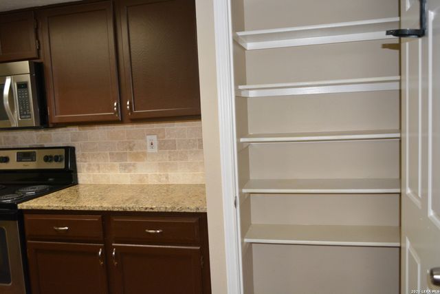 11610 Vance Jackson Rd Apt 105, San Antonio, TX 78230