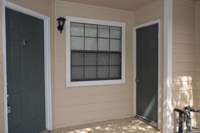 11610 Vance Jackson Rd Apt 105, San Antonio, TX 78230
