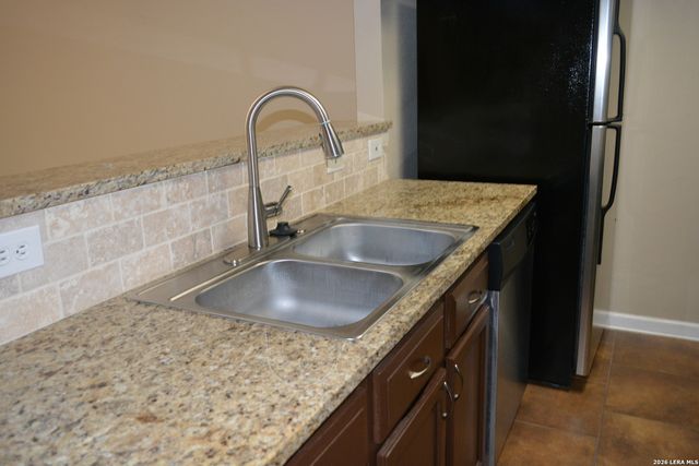 11610 Vance Jackson Rd Apt 105, San Antonio, TX 78230