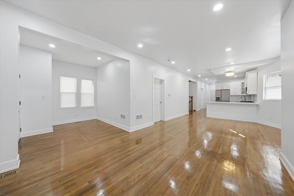 7607 S May Street, Chicago, IL 60620 — photo 2