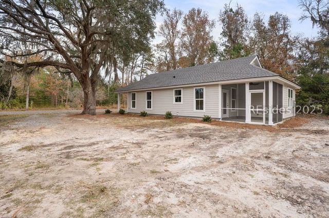 23 Seabrook Center Rd, Seabrook, SC 29940