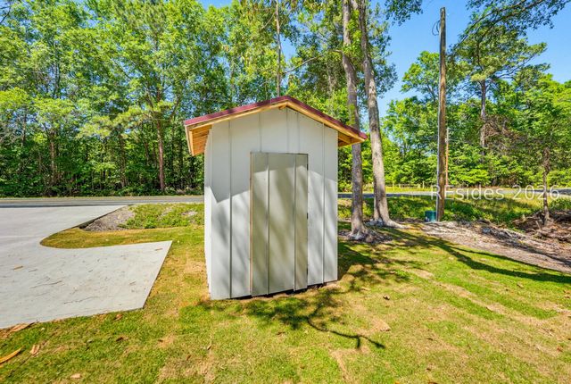23 Seabrook Center Rd, Seabrook, SC 29940