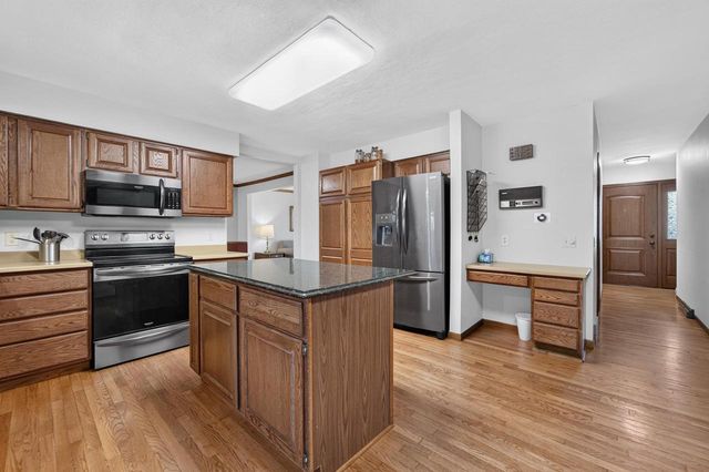 4552 Falcon Court, Cottage Grove, WI 53527
