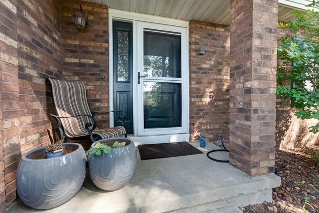 4552 Falcon Court, Cottage Grove, WI 53527