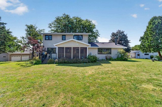 4552 Falcon Court, Cottage Grove, WI 53527