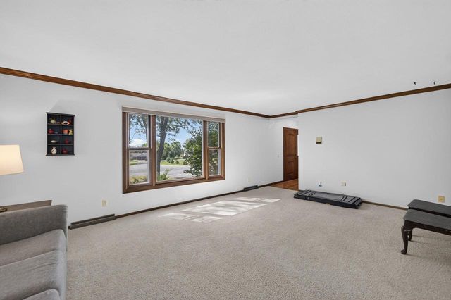 4552 Falcon Court, Cottage Grove, WI 53527