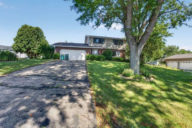 4552 Falcon Court, Cottage Grove, WI 53527
