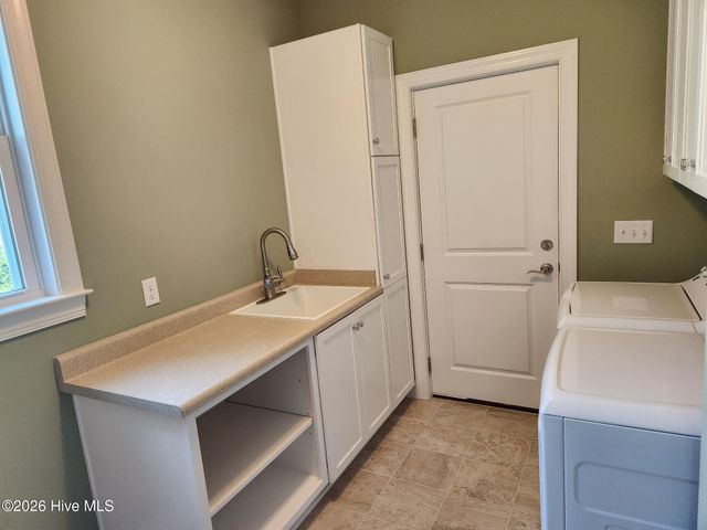 465 Lockwood Lane SW, Supply, NC 28462