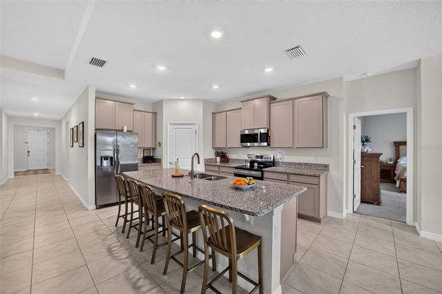 5221 NE 16TH STREET, Ocala, FL 34470