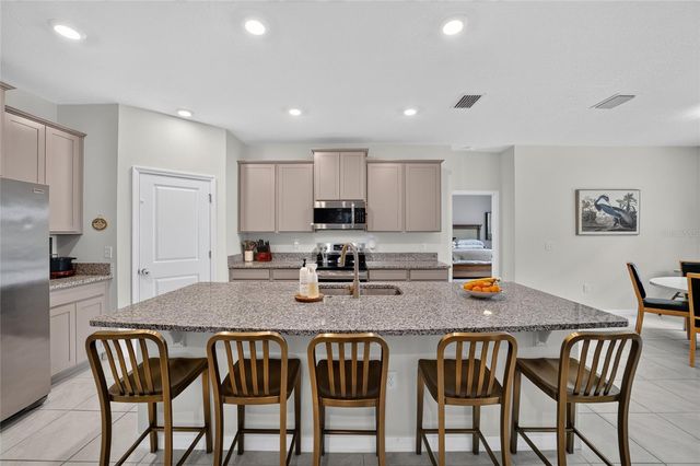 5221 NE 16TH STREET, Ocala, FL 34470