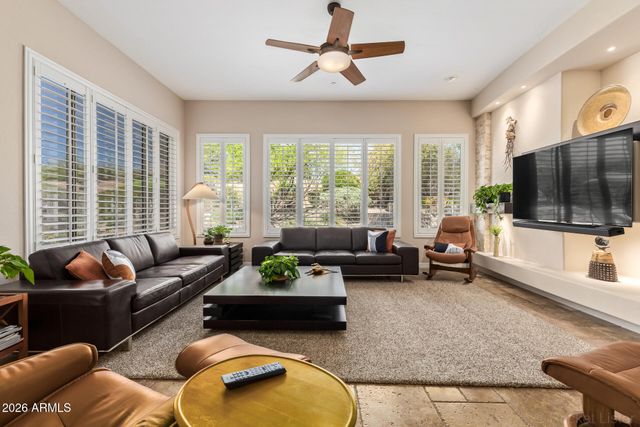 41617 N EMERALD LAKE Drive, Anthem, AZ 85086