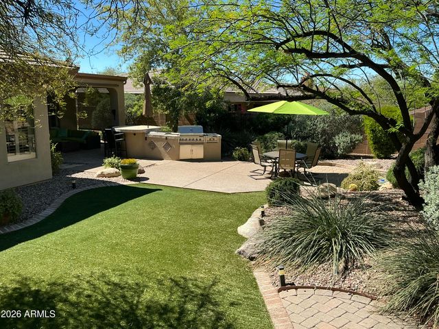 41617 N EMERALD LAKE Drive, Anthem, AZ 85086