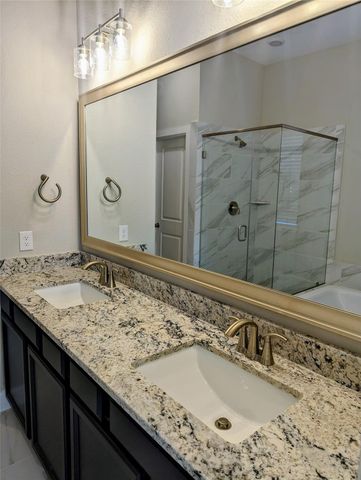 17434 Vino Vines Lane, Conroe, TX 77302