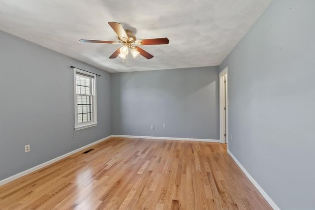 292 Apache Way 292, Tewksbury, MA 01876
