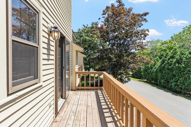 292 Apache Way 292, Tewksbury, MA 01876