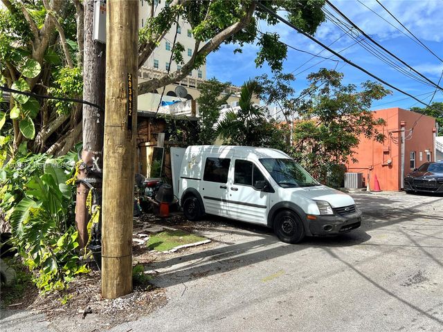 333 Alcazar Avenue, Coral Gables, FL 33134