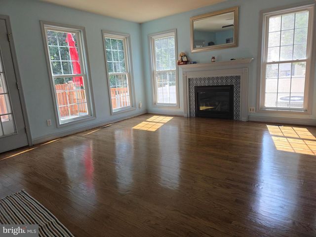 1130 HAPPY RIDGE DR, Front Royal, VA 22630