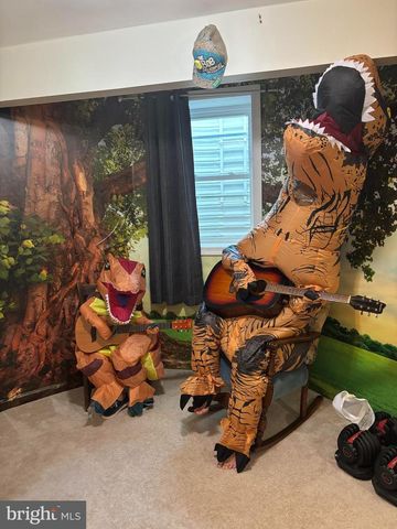 1130 HAPPY RIDGE DR, Front Royal, VA 22630