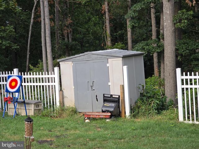 1130 HAPPY RIDGE DR, Front Royal, VA 22630