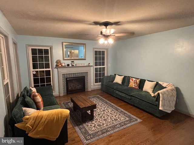 1130 HAPPY RIDGE DR, Front Royal, VA 22630