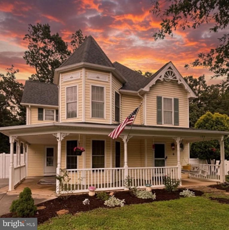 1130 HAPPY RIDGE DR, Front Royal, VA 22630