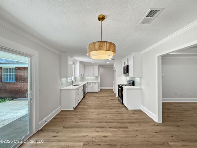 109 Post Oak Drive, Brandon, MS 39047