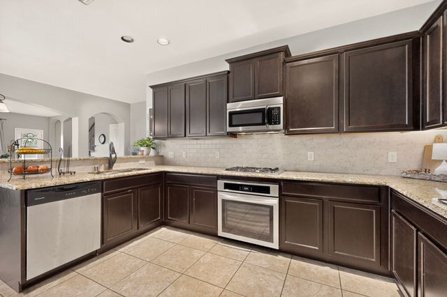 201 Sandy Creek Way, Mckinney, TX 75072