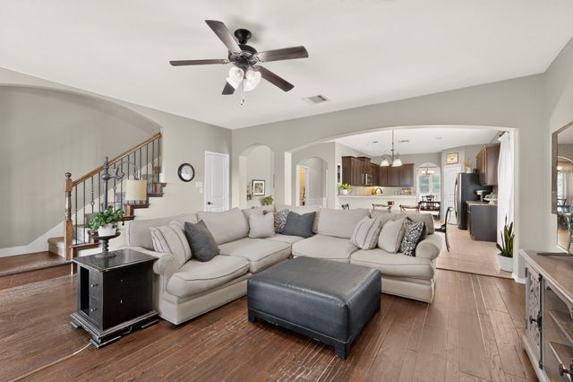201 Sandy Creek Way, Mckinney, TX 75072