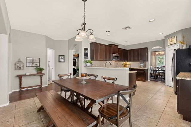 201 Sandy Creek Way, Mckinney, TX 75072