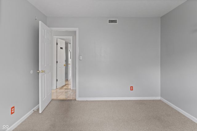 5636 Glen Canyon Drive, Indianapolis, IN 46237