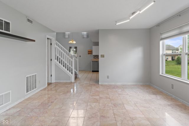 5636 Glen Canyon Drive, Indianapolis, IN 46237