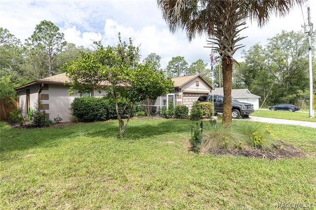 11058 N Morrell Drive, Citrus Springs, FL 34434