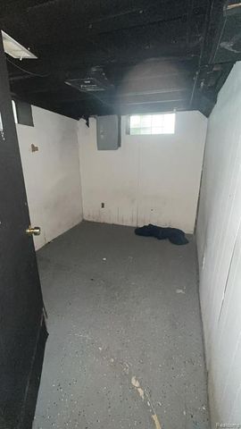 8603 Whitcomb Street, Detroit, MI 48228