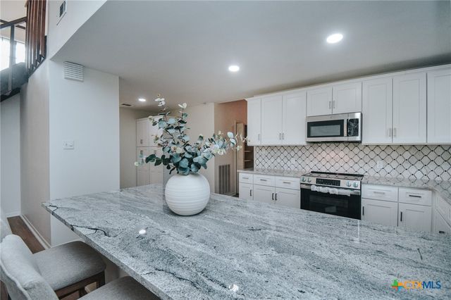 106 Chama Drive, Victoria, TX 77904