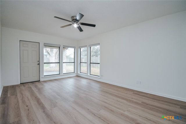 106 Chama Drive, Victoria, TX 77904