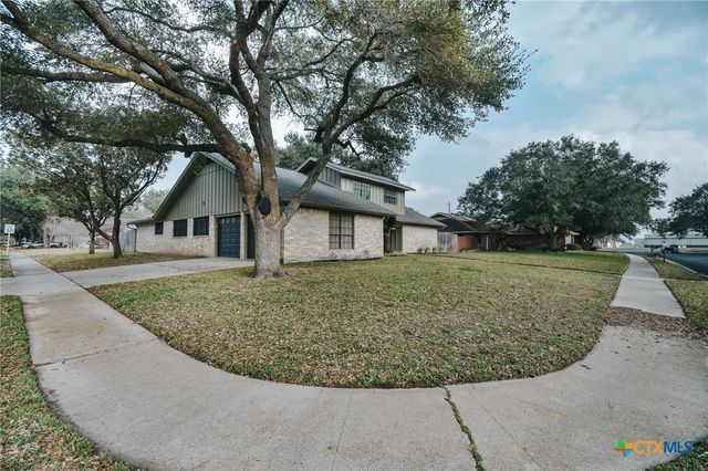 106 Chama Drive, Victoria, TX 77904