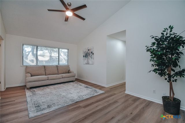 106 Chama Drive, Victoria, TX 77904