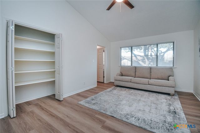 106 Chama Drive, Victoria, TX 77904