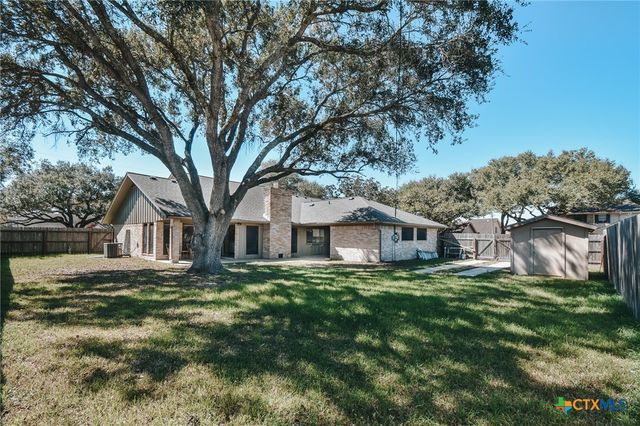 106 Chama Drive, Victoria, TX 77904