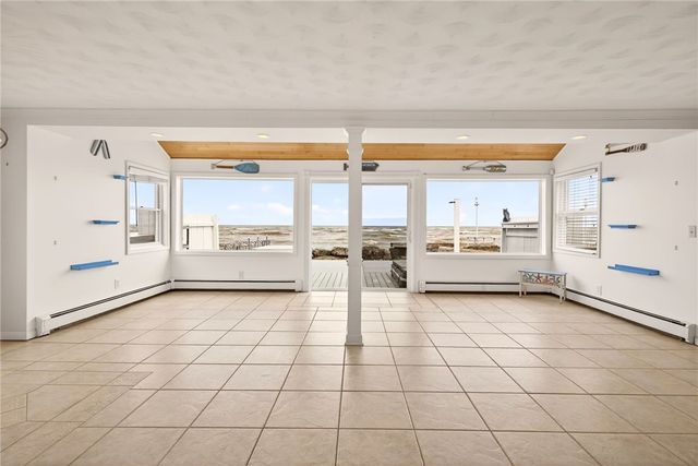 2644 Edgemere Drive, Greece, NY 14612