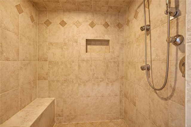 2644 Edgemere Drive, Greece, NY 14612