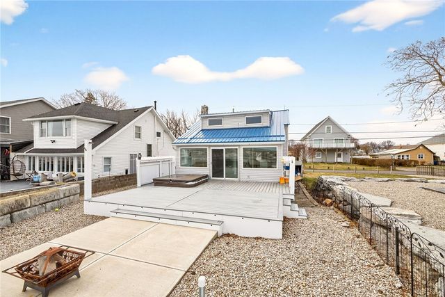 2644 Edgemere Drive, Greece, NY 14612