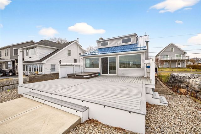 2644 Edgemere Drive, Greece, NY 14612