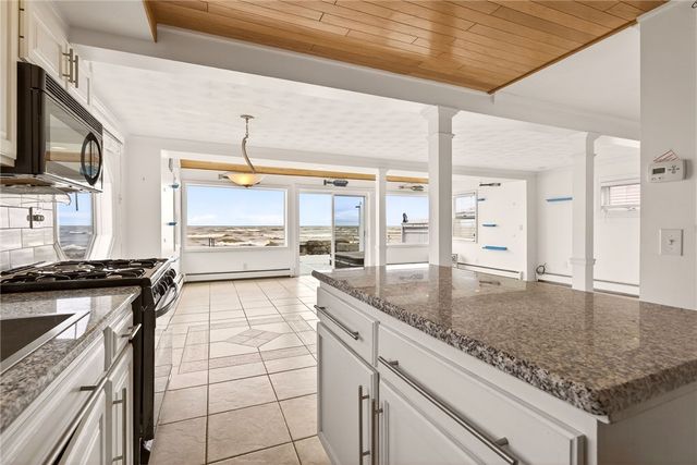 2644 Edgemere Drive, Greece, NY 14612