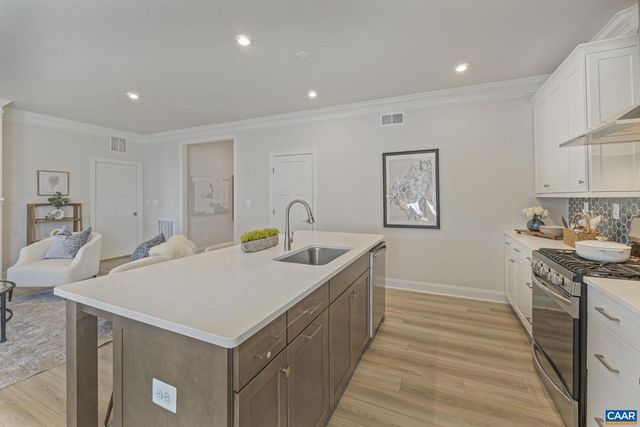 J-21 SWEET BAY TERR, Zion Crossroads, VA 22942