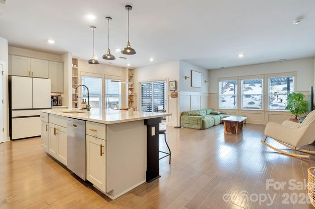 6415 Barcelona Way, Charlotte, NC 28214