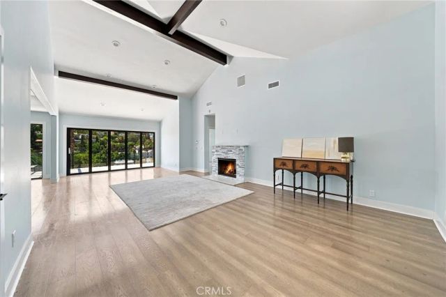 6002 Graciosa, Los Angeles, CA 90068