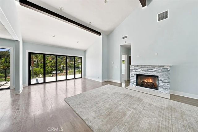 6002 Graciosa, Los Angeles, CA 90068